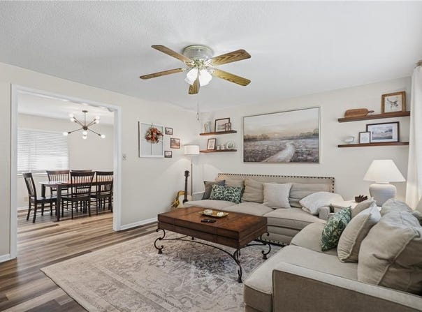 3900 S Delaware Avenue, Independence, MO 64055