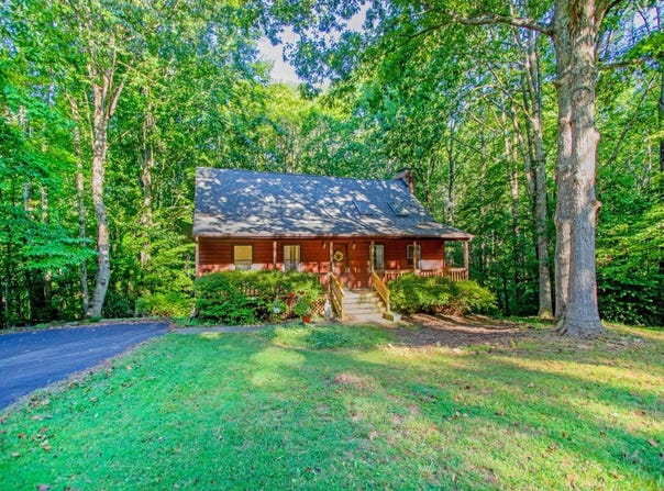 369 Juniper Drive, Lynchburg, VA 24502