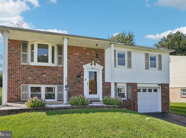 11 CHIMING Road, NEW CASTLE, DE 19720