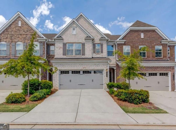 1182 Lanier Willow Path, Buford, GA 30518