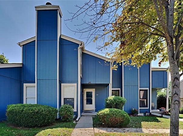 133 Harbor View Drive, Lake St Louis, MO 63367