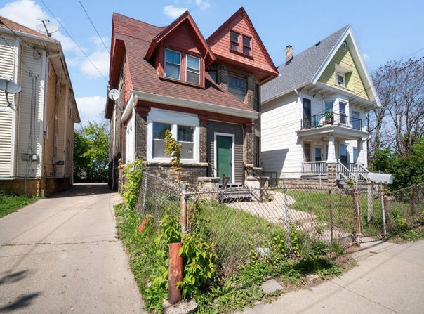 2000 W Pierce St, Milwaukee, WI 53204