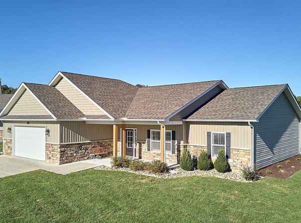 32 Loraine Way, Hurricane, WV 25526