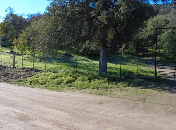 37087 Pebble Ln, Yokuts Valley, CA 93675