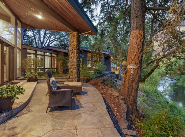 2871 Cobleigh Road, Eagle Point, OR 97524