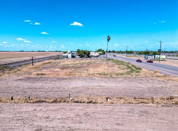 N Street, Firebaugh, CA 93622