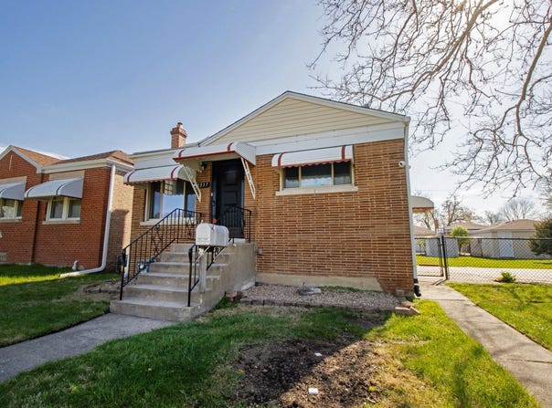 2337 Park Avenue, North Riverside, IL 60546
