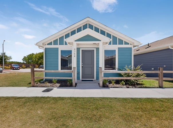 8754 Texas Risinger Drive, Fort Worth, TX 76123