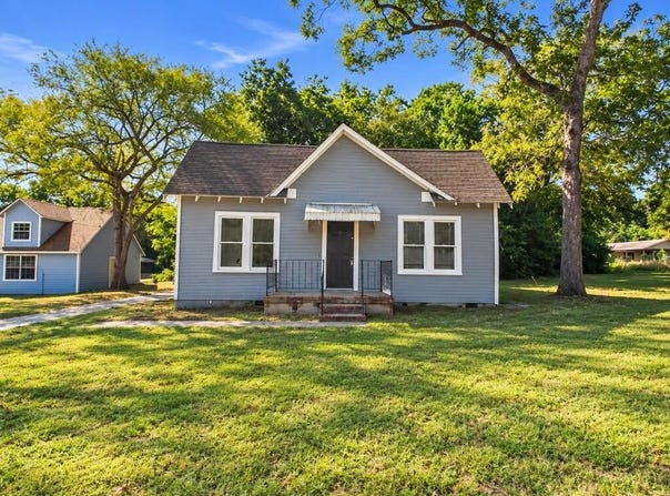 101 LaRue St, Larue, TX 75751