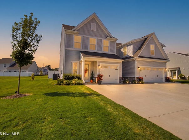 103 Mizzen Way, Elizabeth City, NC 27909