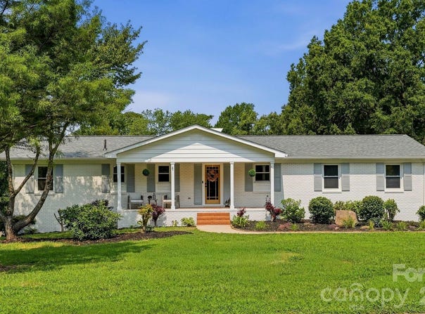 19924 Floral Lane, Cornelius, NC 28031
