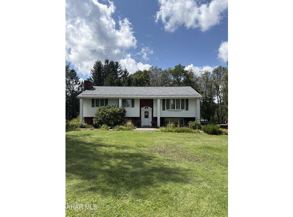 157 Dodson Drive, Portage, PA 15946