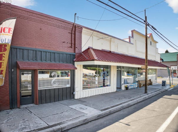 202 E 1ST St, Wallowa, OR 97885