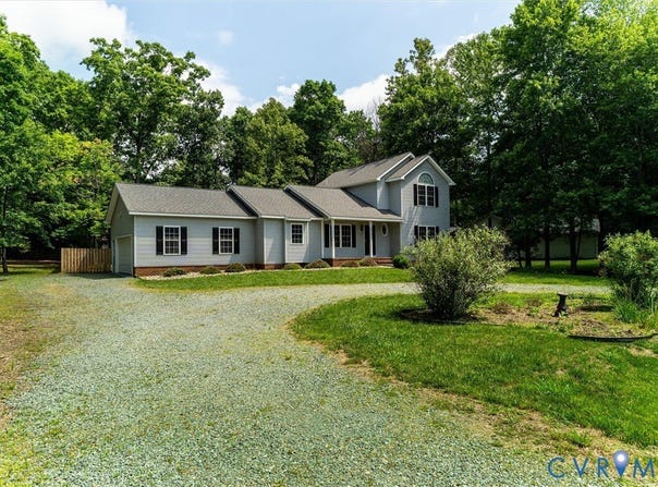 7 Loving Terrace, Palmyra, VA 22963