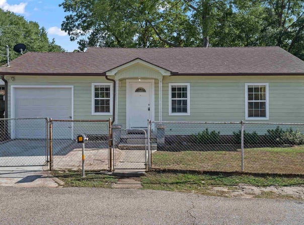 716 Ridgelea, Longview, TX 75602