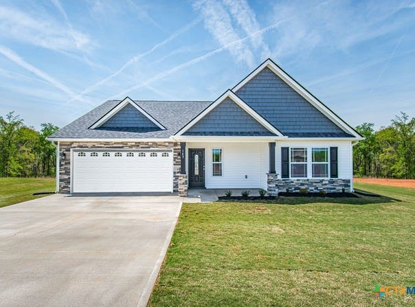 183 Lost Maples Way, Marion, TX 78124