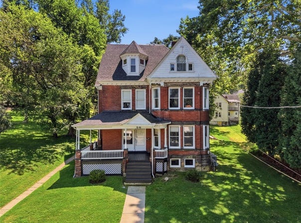 56 & 56 1/2 W Prospect Ave, City of Washington, PA 15301