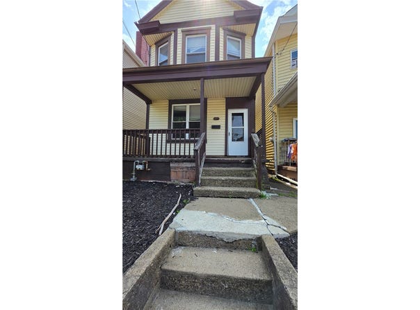 177 Frank St, West Mifflin, PA 15120