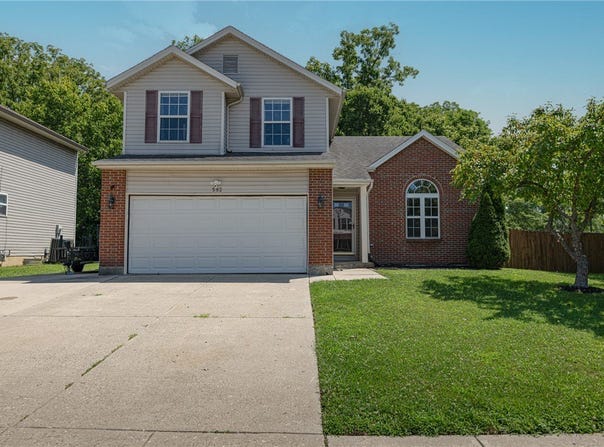 592 Sherman Drive, Franklin, OH 45005