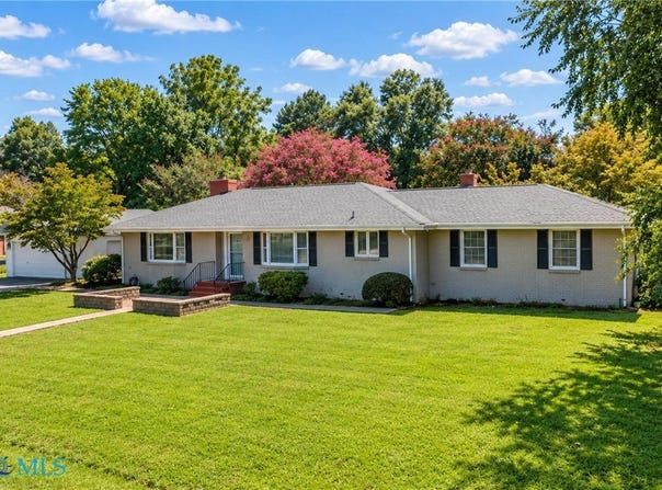 49 Piankatank Way, Cobbs Creek, VA 23109