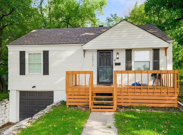 10812 E 59th Street, Raytown, MO 64133