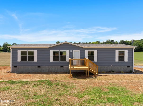 283 Thompson Rd, Madisonville, TN 37354