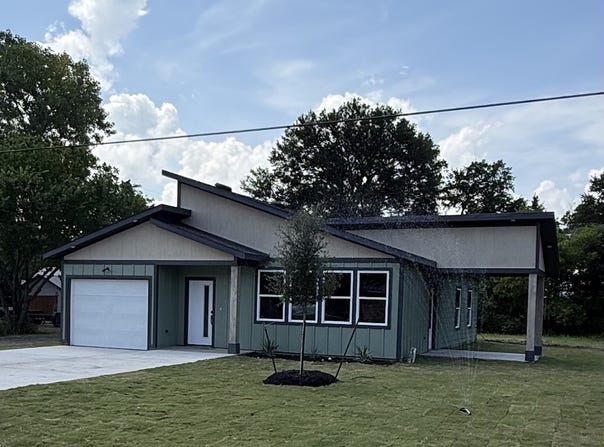 745 W Marshall, Cooper, TX 75432