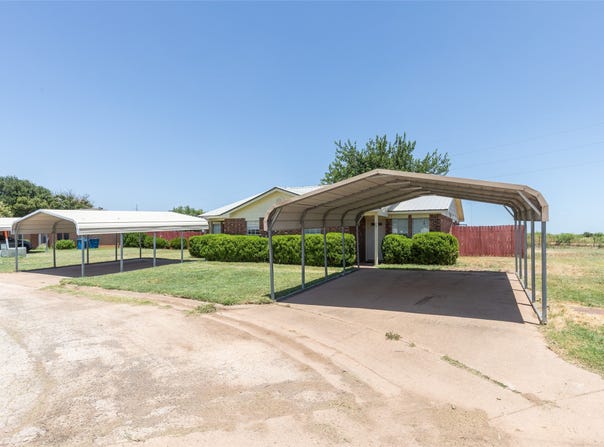 201 & 203 Bluebonnet Drive, Winters, TX 79567