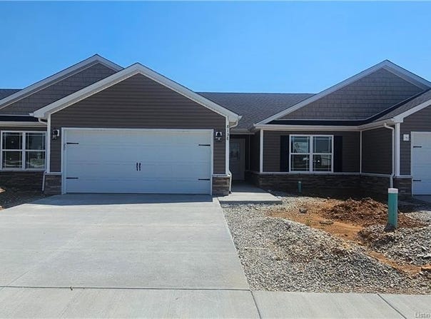 8138 Timber Lane NE, New Salisbury, IN 47161