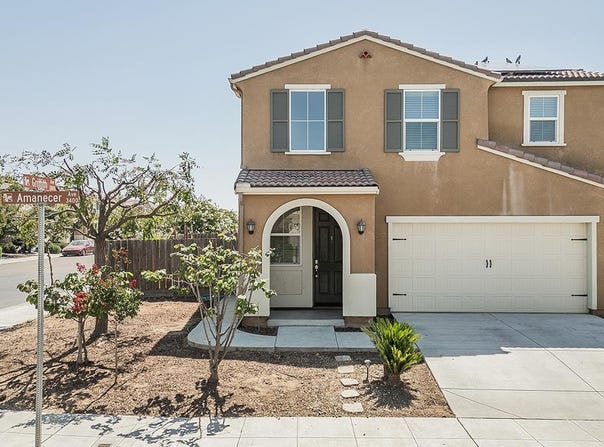 3415 Amanecer Avenue, Clovis, CA 93619