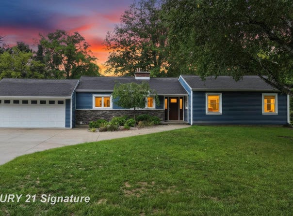 541 Warren Avenue, Flushing, MI 48433