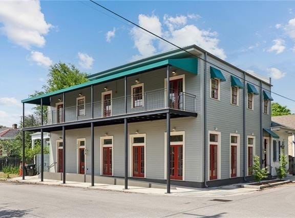 601 EIGHTH Street, New Orleans, LA 70115