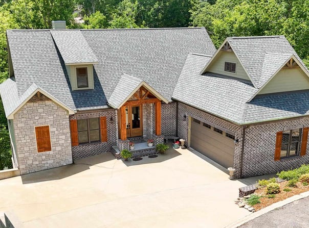55 RIDGE POINTE Dr, Savannah, TN 38372
