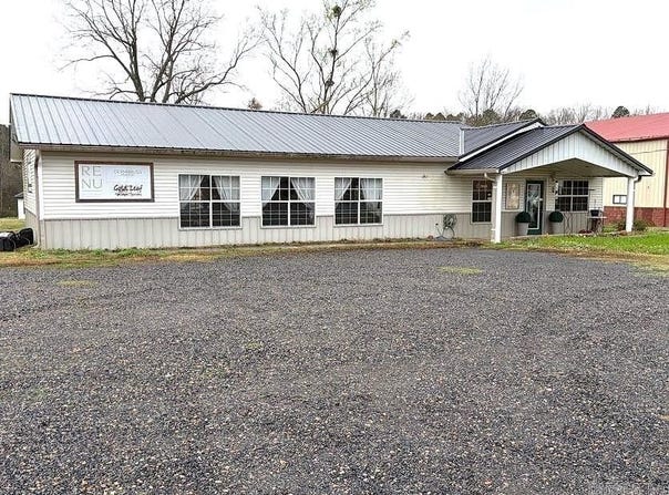 305 Dallas Avenue, Mena, AR 71953-9999