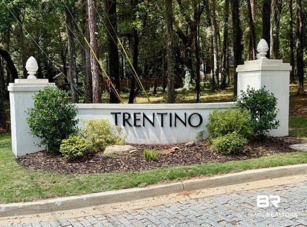 12 Via Maria, Fairhope, AL 36532