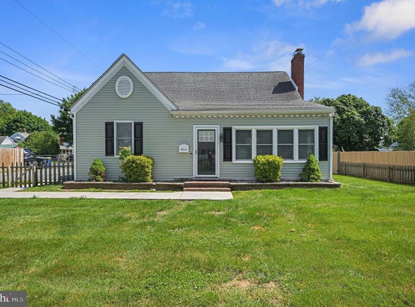 814 MAPLE Parkway, DOVER, DE 19901