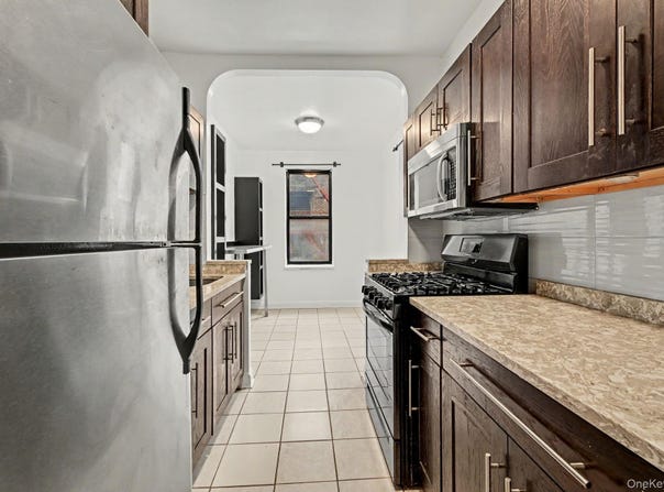 210 Martine Avenue, White Plains, NY 10601