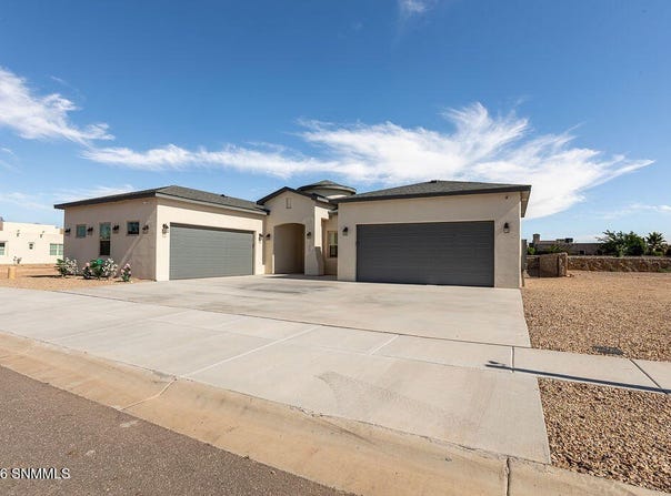 6225 Belvedere Loop, Las Cruces, NM 88012