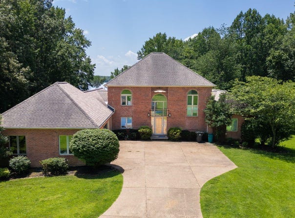 133 Windward Lane, Murray, KY 42071