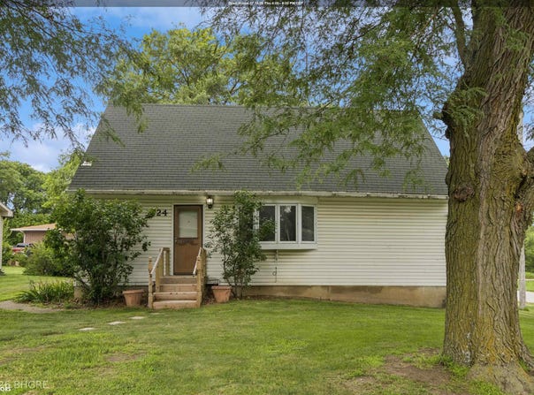 224 N Harrison Street, Stuart, IA 50250-3007