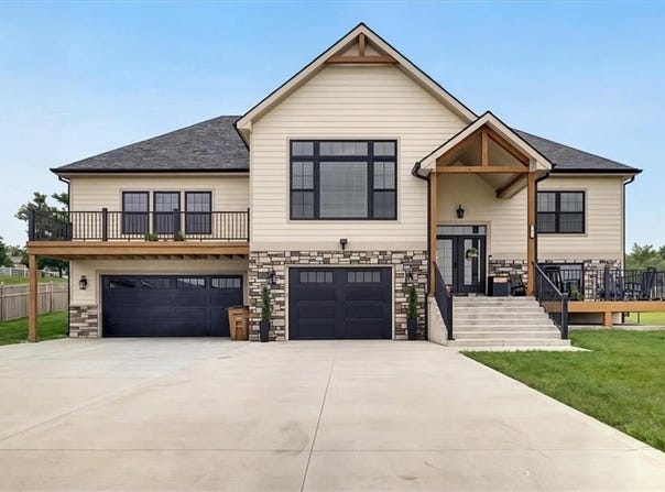 1603 Birdie Circle, Atchison, KS 66002