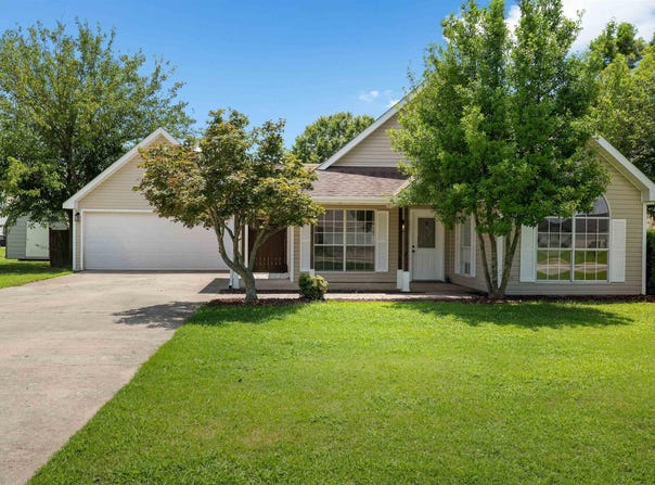 1217 Pauline St, Trumann, AR 72472
