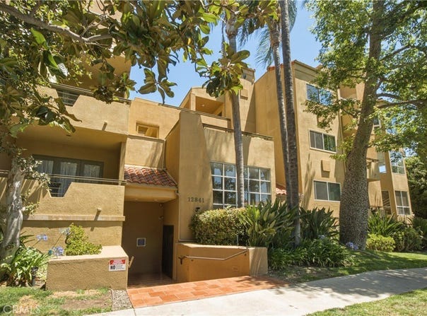 12841 Bloomfield Street, Studio City, CA 91604