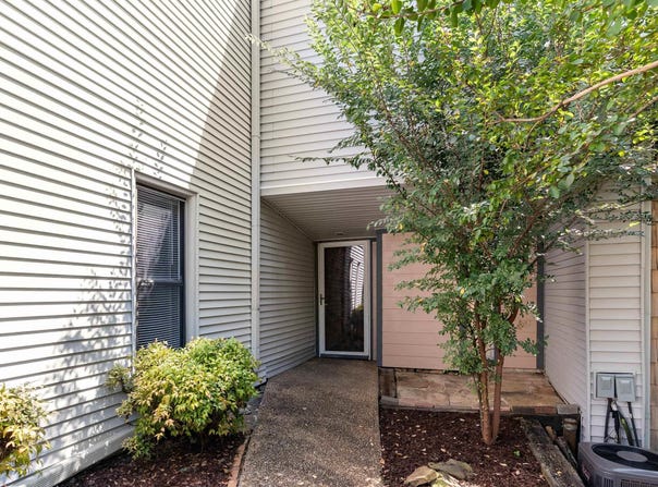 18 BERRYWOOD DRIVE, VESTAVIA HILLS, AL 35216