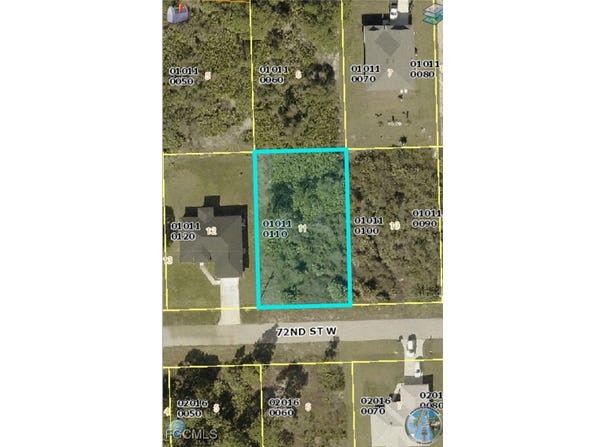 3504 72nd Street W, Lehigh Acres, FL 33971