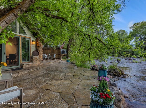 166 Swinging Bridge Lane, Basalt, CO 81621