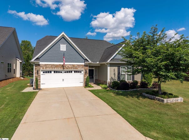 120 Broadleigh Court, Boiling Springs, SC 29316