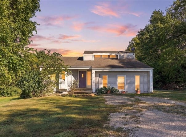 23900 E State Route EE Highway, Harrisonville, MO 64701