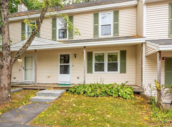 21 Pine Hill Drive, Bath, ME 04530