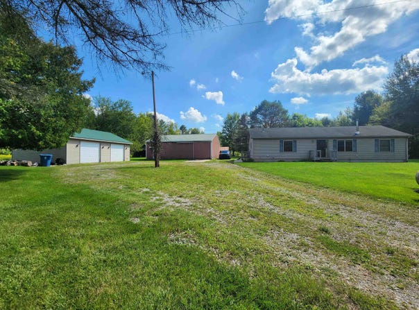 175 W M 61 Highway, Gladwin, MI 48624